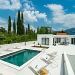 Villa Luce